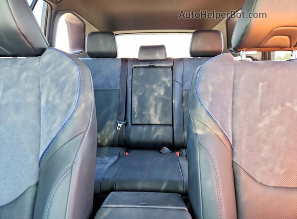 JTM6CRAV2TJ000645 2026 TOYOTA RAV4 Blue უკანა სავარძლების ხედი