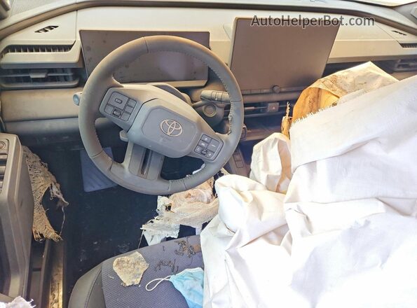 JTM7ERAV7TJ000820 2026 TOYOTA RAV4 Черный Вид панели приборов