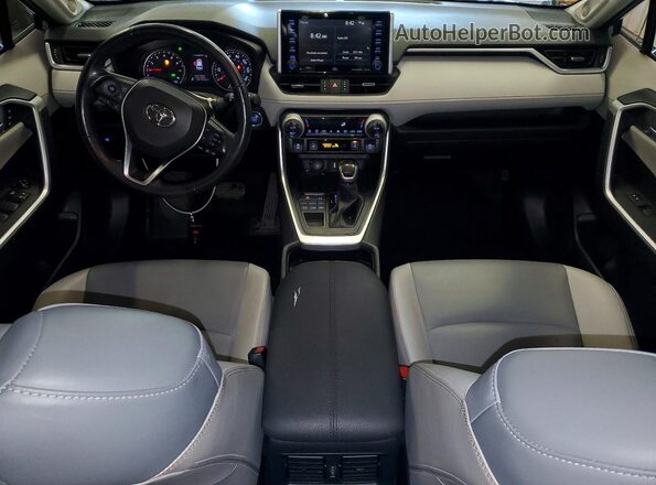 JTMA1RFV0LD047759 2020 TOYOTA RAV4 Серебряный Вид панели приборов