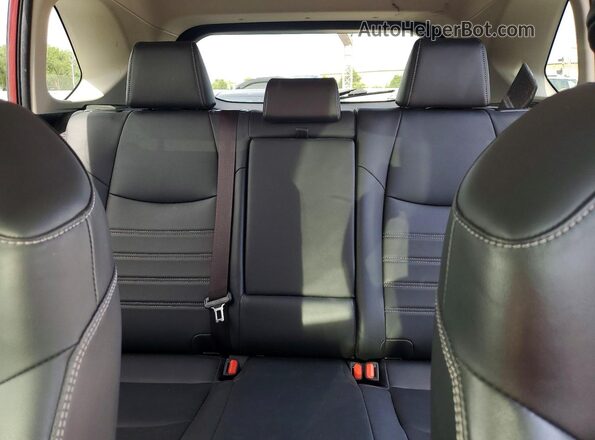 JTMA1RFV1KJ007352 2019 TOYOTA RAV4 Красный Вид задних сидений