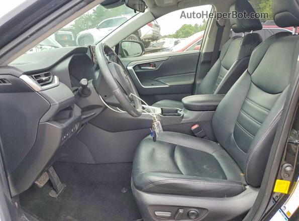 JTMA1RFV4KD008574 2019 TOYOTA RAV4 Черный Вид салона спереди