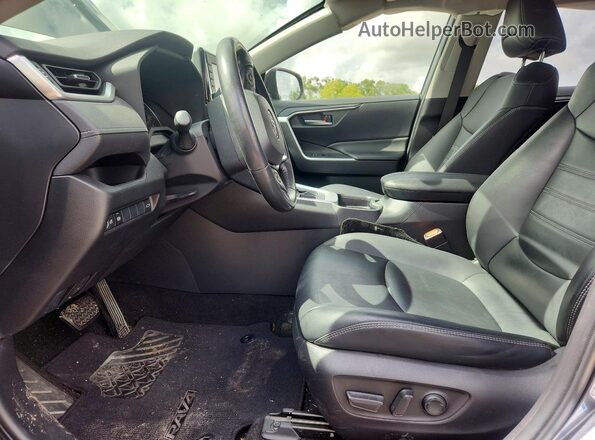 JTMA1RFV5KD026078 2019 TOYOTA RAV4 Gray Front interior view