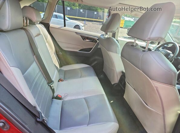JTMA1RFV5KD511689 2019 TOYOTA RAV4 Burgundy Вид задньої частини салону
