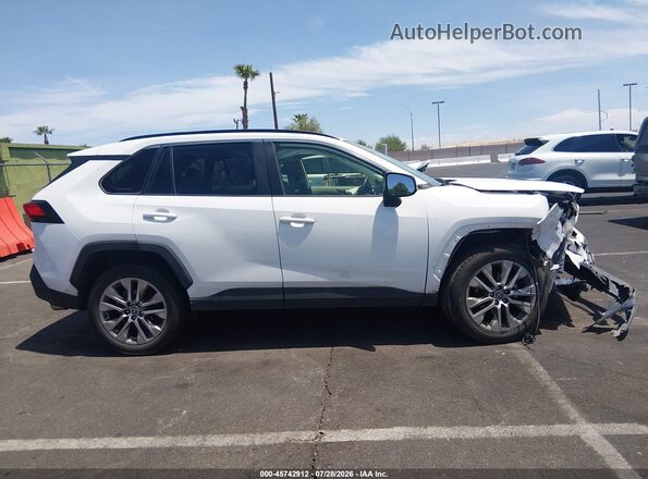 JTMA1RFVXLD527677 2020 TOYOTA RAV4 Белый Вид задней части салона