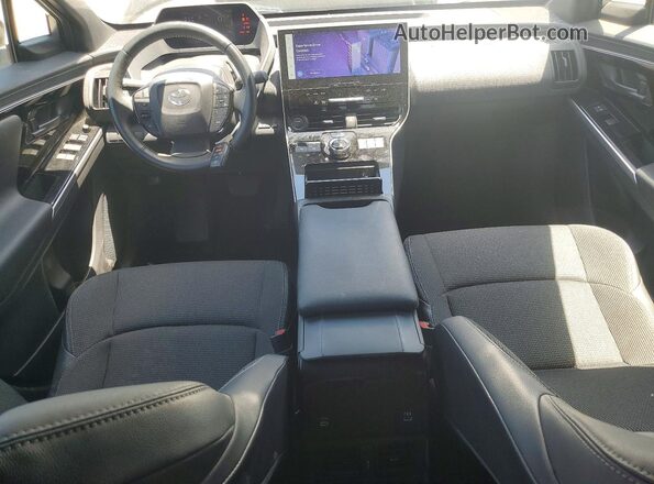 JTMAAAAA0RA047941 2024 TOYOTA BZ4X Gray წინა პანელის ხედი