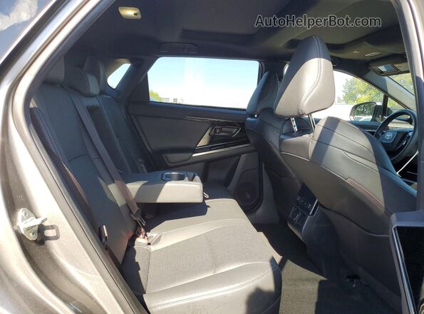 JTMAAAAA3PA012520 2023 TOYOTA BZ4X Gray Widok wnętrza z tyłu
