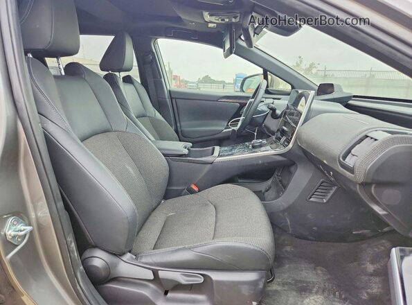 JTMAAAAA4PA010906 2023 TOYOTA BZ4X Серебряный Вид салона спереди