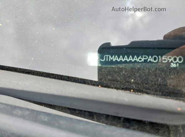 JTMAAAAA6PA015900 2023 TOYOTA BZ4X Silver VIN sticker view
