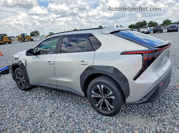 JTMAAAAA6RA051315 2024 TOYOTA BZ4X Серебряный Задняя левая четверть