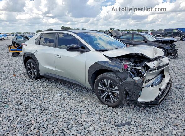 JTMAAAAA6RA051315 2024 TOYOTA BZ4X Серебряный Передняя правая четверть