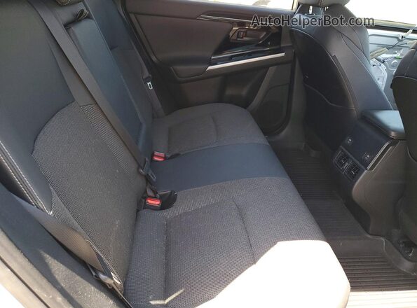 JTMAAAAA7RA041201 2024 TOYOTA BZ4X Серебряный Вид задней части салона