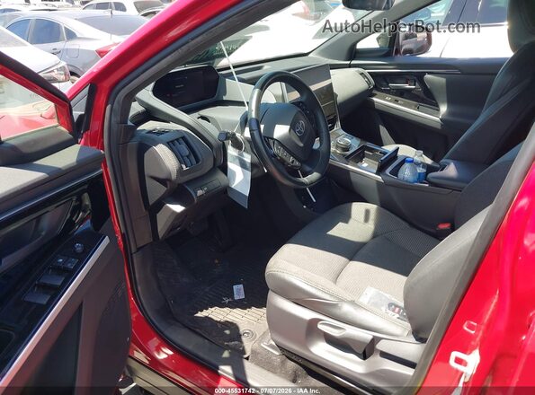 JTMAAAAA8PA010150 2023 TOYOTA BZ4X Красный 