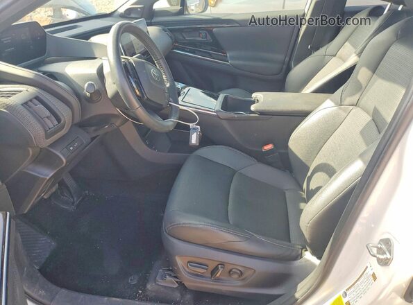 JTMAAAAA8PA027160 2023 TOYOTA BZ4X White Front interior view