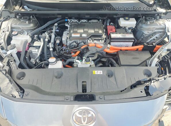 JTMAAAAA8SA066954 2025 TOYOTA BZ4X Gray Widok komory silnika