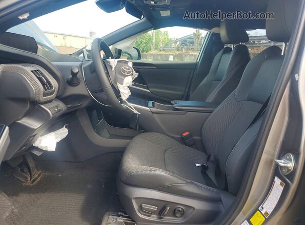 JTMAAAAA8SA066954 2025 TOYOTA BZ4X Gray Widok wnętrza z przodu