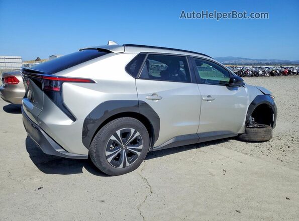JTMAAAAAXSA055616 2025 TOYOTA BZ4X Серебряный Задняя правая четверть