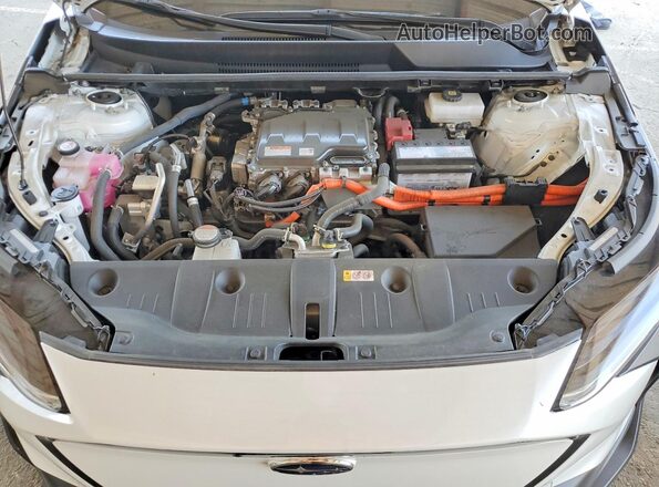 JTMABABA0RA082085 2024 SUBARU SOLTERRA White ძრავის განყოფილების ხედი