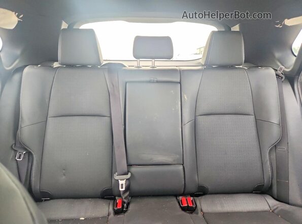 JTMABABA5PA032599 2023 SUBARU SOLTERRA Silver უკანა სავარძლების ხედი