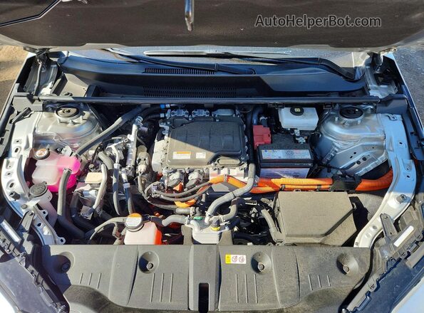JTMABACA1SA096646 2025 TOYOTA BZ4X Silver Vista del compartimento del motor