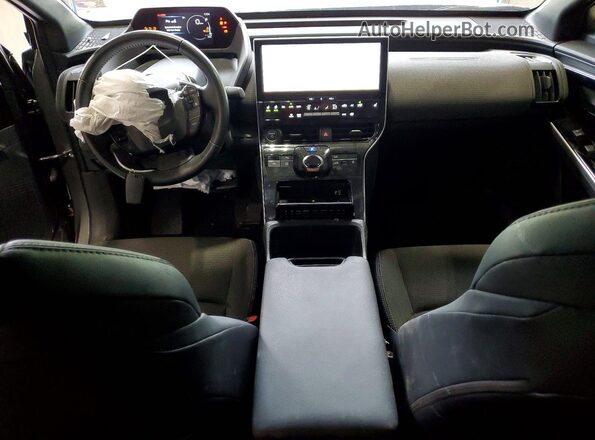 JTMABACA9RA065476 2024 TOYOTA BZ4X Silver Առջևի վահանակի տեսք
