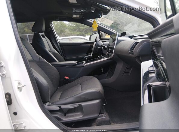 JTMABACAXPA031768 2023 TOYOTA BZ4X White Widok wnętrza z przodu