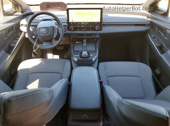 JTMADAFB7TJ012913 2026 TOYOTA BZ Black წინა პანელის ხედი
