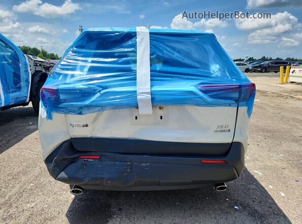 JTMB6RFV1PD110279 2023 TOYOTA RAV4 White Widok z tyłu