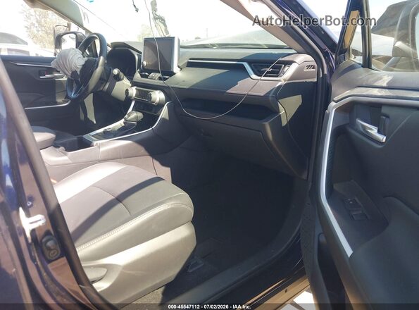 JTMB6RFV1RD135329 2024 TOYOTA RAV4 HYBRID Blue Widok wnętrza z przodu