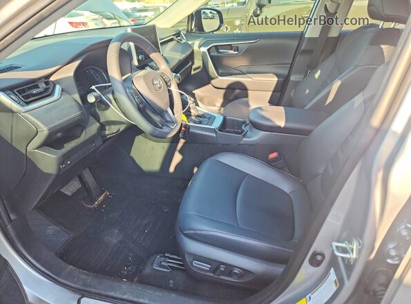 JTMB6RFV1RJ043168 2024 TOYOTA RAV4 Silver Vista interior delantera