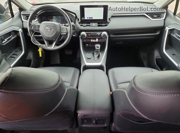 JTMB6RFV4RD129749 2024 TOYOTA RAV4 Black Առջևի վահանակի տեսք