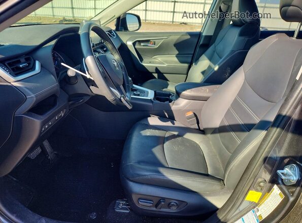 JTMB6RFV7MD045093 2021 TOYOTA RAV4 Gray წინა სალონის ხედი