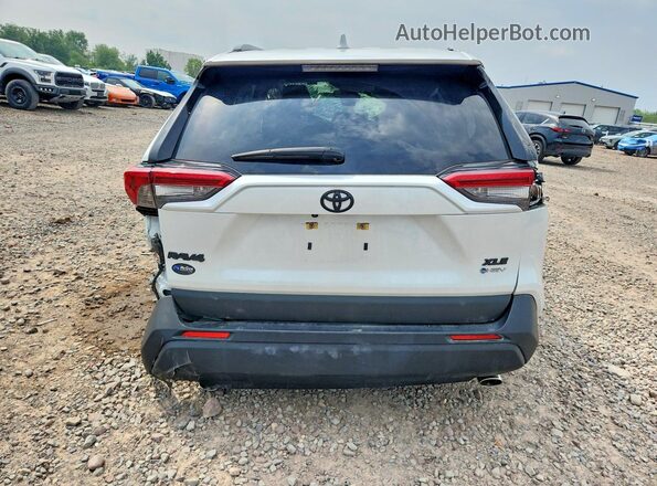 JTMB6RFV7SJ068548 2025 TOYOTA RAV4 Белый Вид сзади