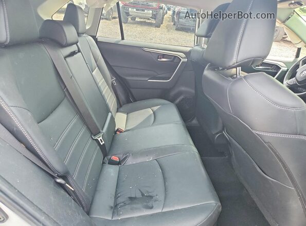 JTMB6RFV7SJ068548 2025 TOYOTA RAV4 Белый Вид задней части салона