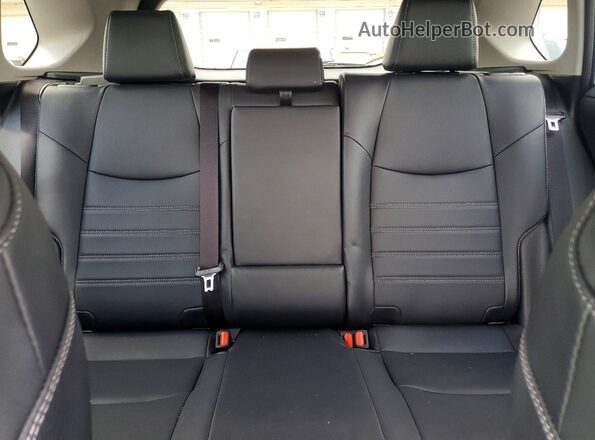 JTMB6RFV7SJ079291 2025 TOYOTA RAV4 White Հետևի նստատեղերի տեսք