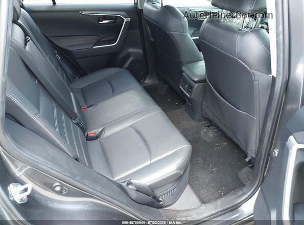 JTMB6RFV8PD100431 2023 TOYOTA RAV4 HYBRID Gray Widok naklejki z numerem VIN