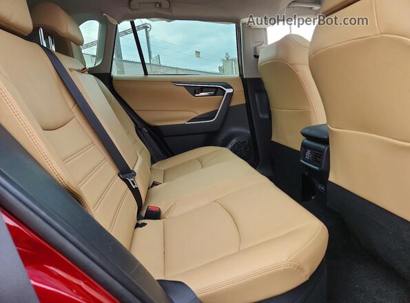 JTMB6RFV9SD168391 2025 TOYOTA RAV4 Red Вид задньої частини салону