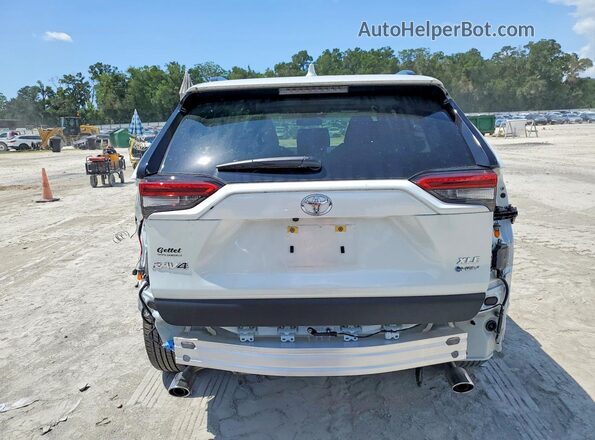 JTMB6RFV9SJ079311 2025 TOYOTA RAV4 White უკანა ხედი