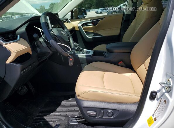 JTMB6RFV9SJ079311 2025 TOYOTA RAV4 White წინა სალონის ხედი