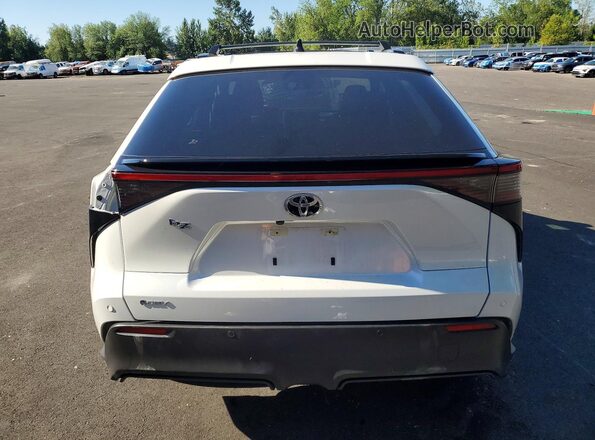 JTMBCAEB7TA001774 2026 TOYOTA BZ White Вид ззаду
