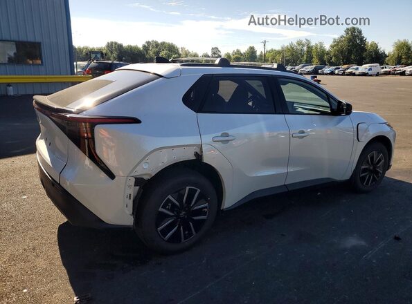 JTMBCAEB7TA001774 2026 TOYOTA BZ White Задня права чверть