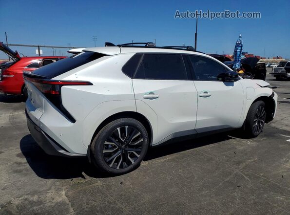 JTMBDAFB5TA008122 2026 TOYOTA BZ White Задня права чверть