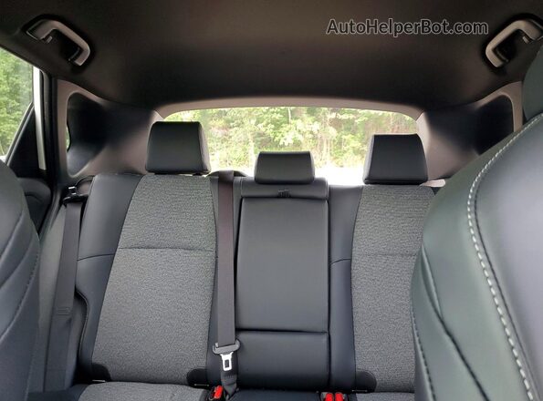JTMBDAFB7TA007960 2026 TOYOTA BZ White Widok tylnych siedzeń