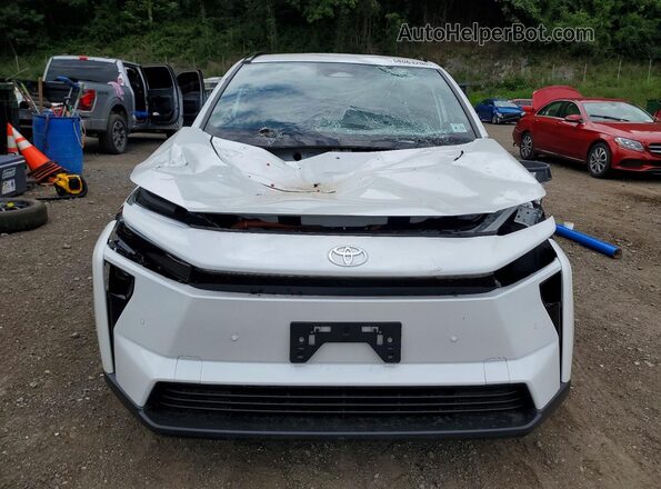 JTMBDAFB7TA007960 2026 TOYOTA BZ White Widok z przodu