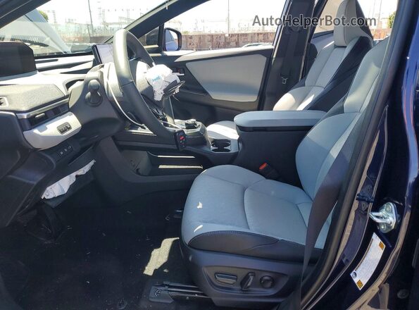 JTMBEAGC8TJ001122 2026 SUBARU SOLTERRA Blue Front interior view
