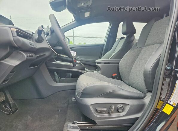 JTMBFAEB4TJ016739 2026 TOYOTA BZ Black Вид салону спереду