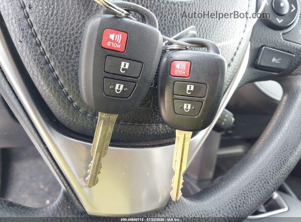 JTMBFREV0JD224685 2018 TOYOTA RAV4 Синий Вид панели приборов