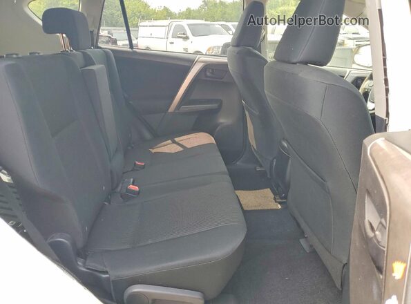 JTMBFREV0JJ200193 2018 TOYOTA RAV4 White Widok wnętrza z tyłu