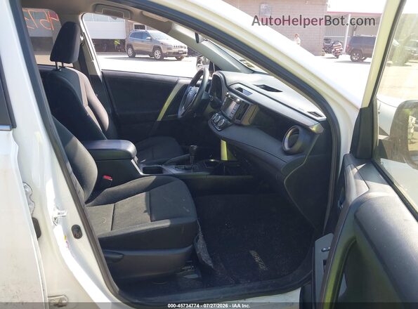 JTMBFREV1GJ065122 2016 TOYOTA RAV4 Белый Вид салона спереди