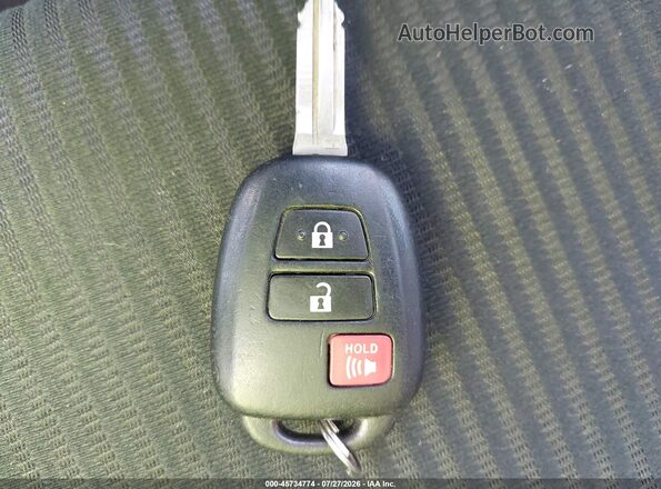 JTMBFREV1GJ065122 2016 TOYOTA RAV4 Белый Вид панели приборов