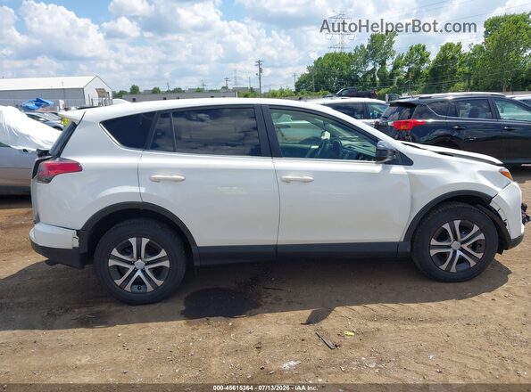 JTMBFREV2HJ161987 2017 TOYOTA RAV4 White Вид щитка приладів